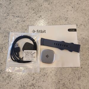 Fitbit Versa 4 Rose Gold with Charger and Band - Brand New